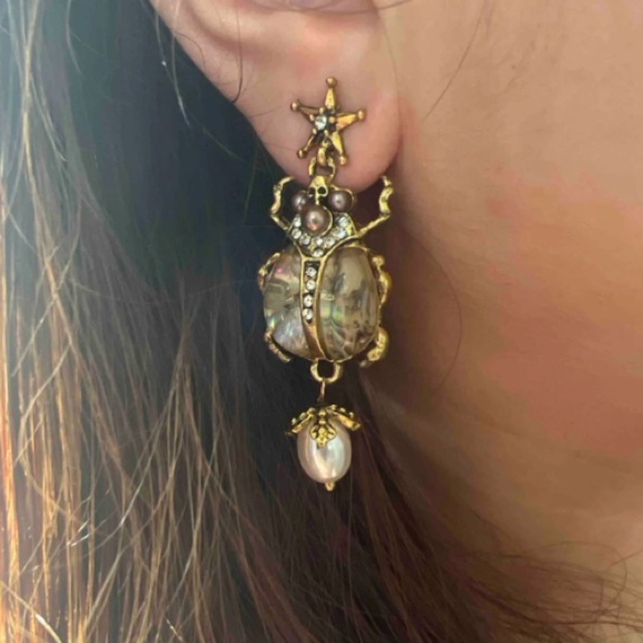 Unique👑✨Regal Royal Beetle Antique Gold Abalone Bedazzled Pearl Drop Ear… - Picture 9 of 11